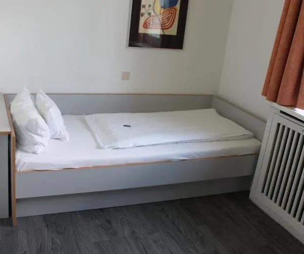 罗莫沃尔酒店 3* 美因茨