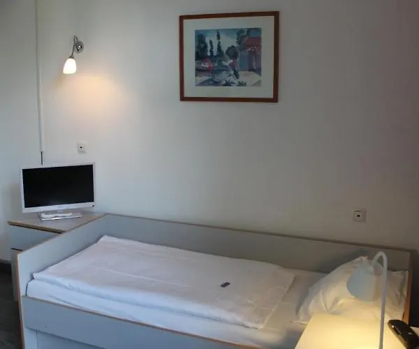 Am Roemerwall 3* Mayence